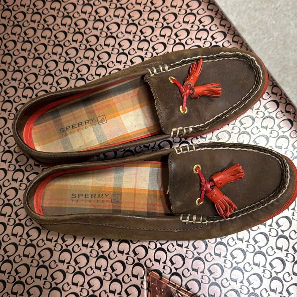 Sperry topsides for sale in good condition